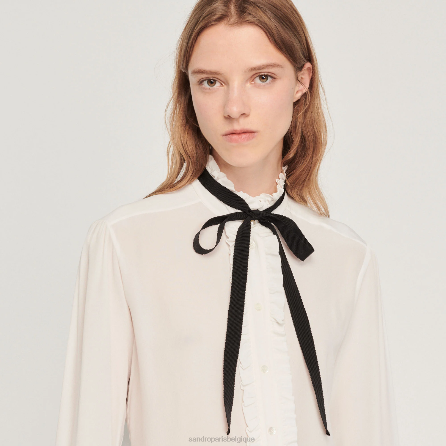 vêtements Sandro Paris chemisier en soie avec ruban écru femmes XLXD1