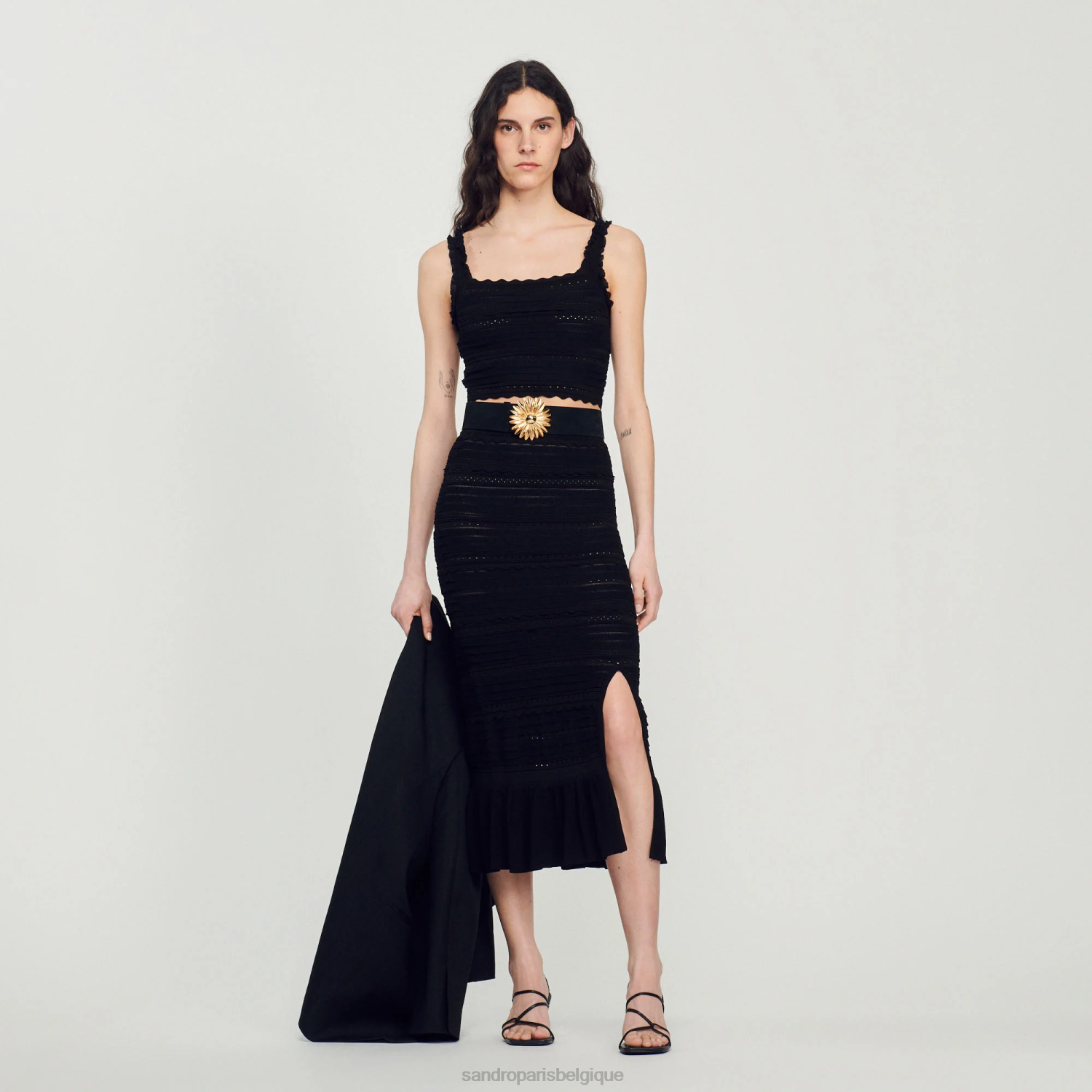vêtements Sandro Paris haut court en tricot noir femmes XLXD195