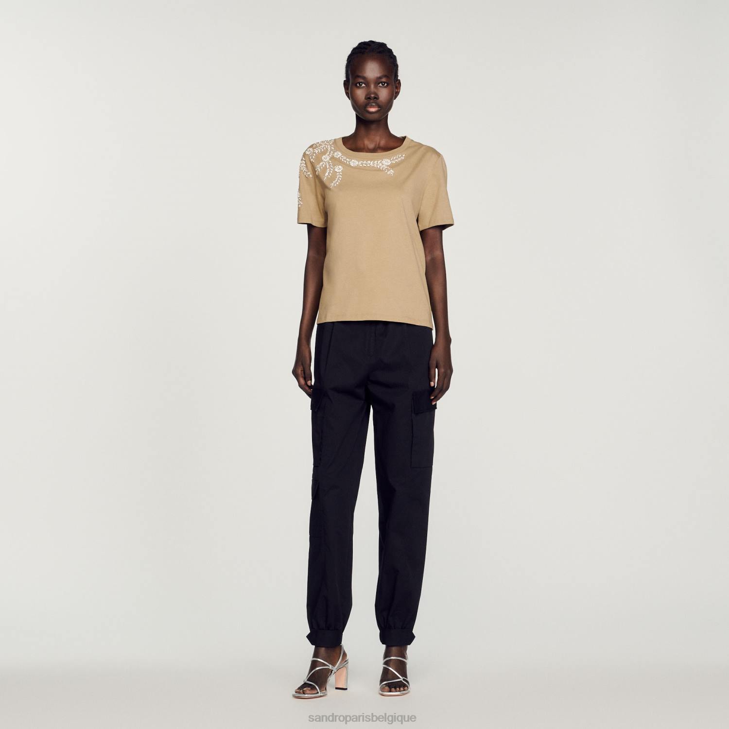 vêtements Sandro Paris t-shirt à ornements en strass olive verte femmes XLXD151