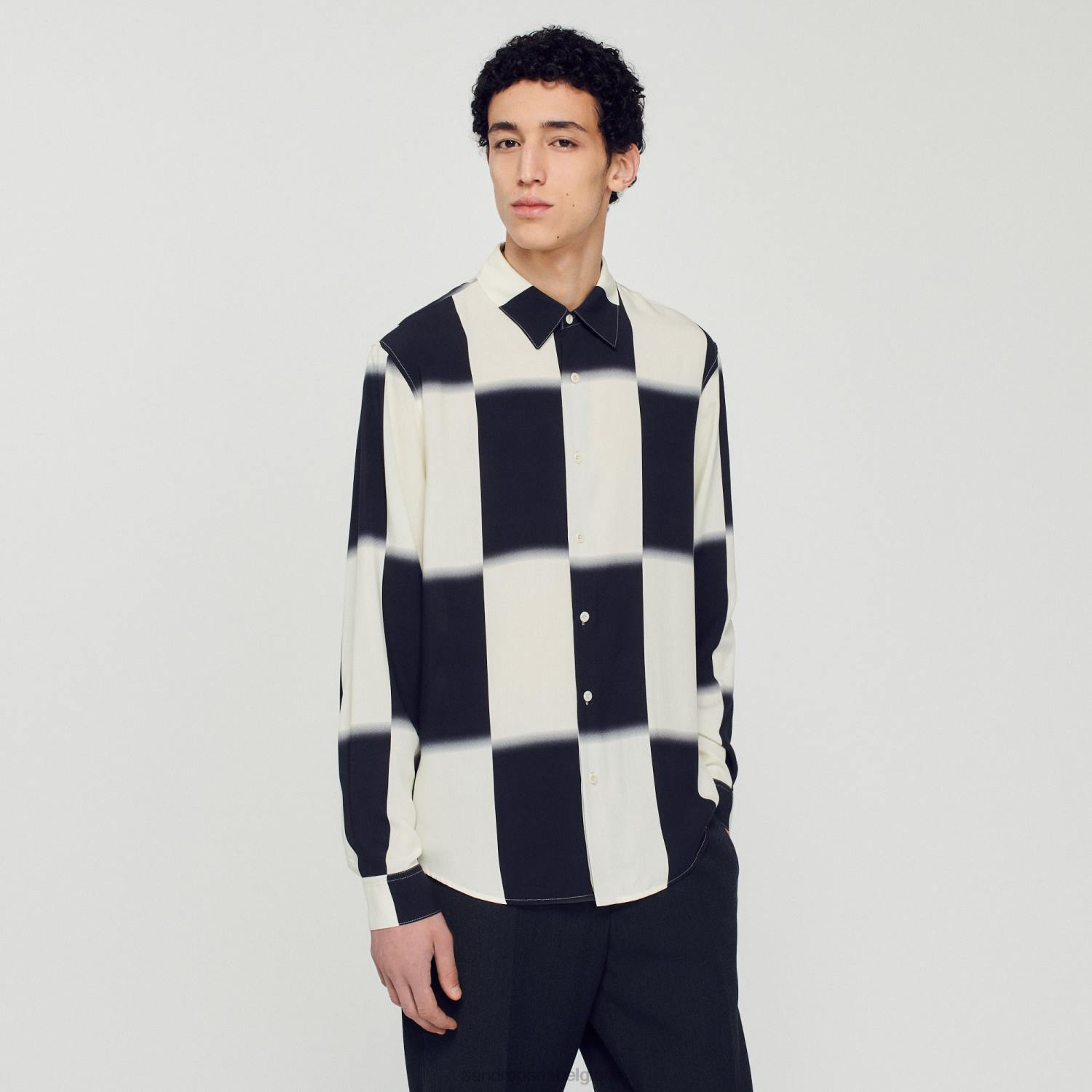 vêtements Sandro Paris chemise fluide à carreaux écru/noir Hommes XLXD728