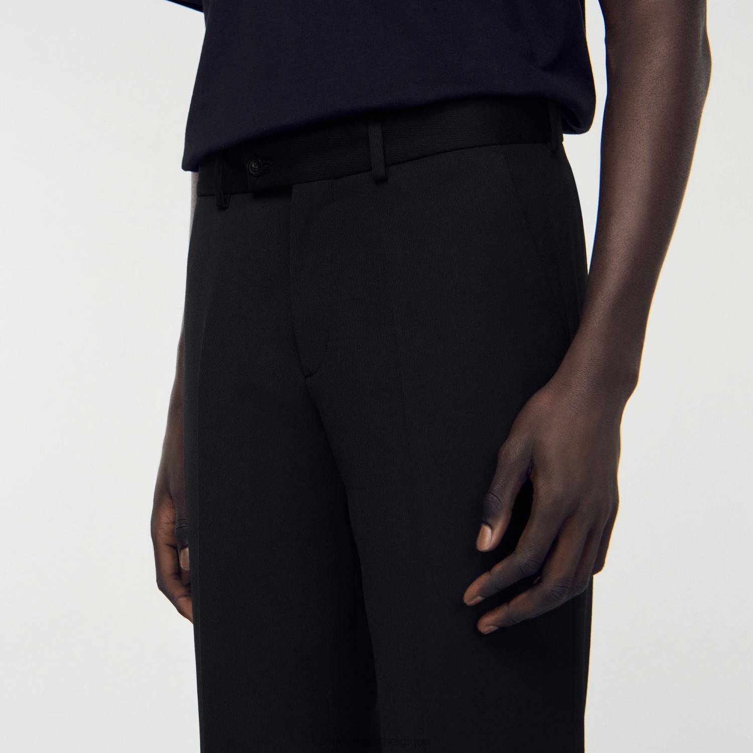 vêtements Sandro Paris pantalon en laine mélangée noir Hommes XLXD640