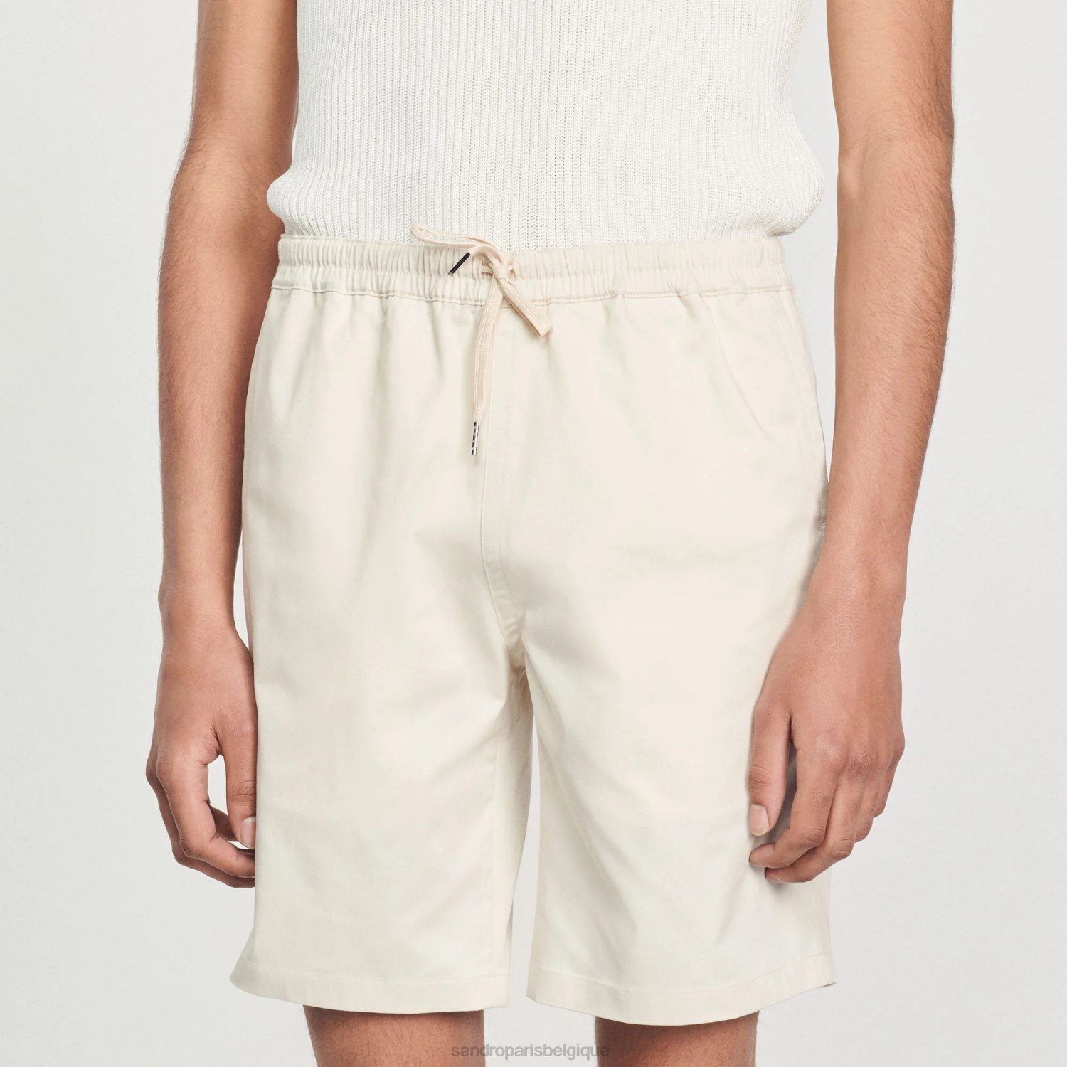 vêtements Sandro Paris short en coton écru Hommes XLXD774