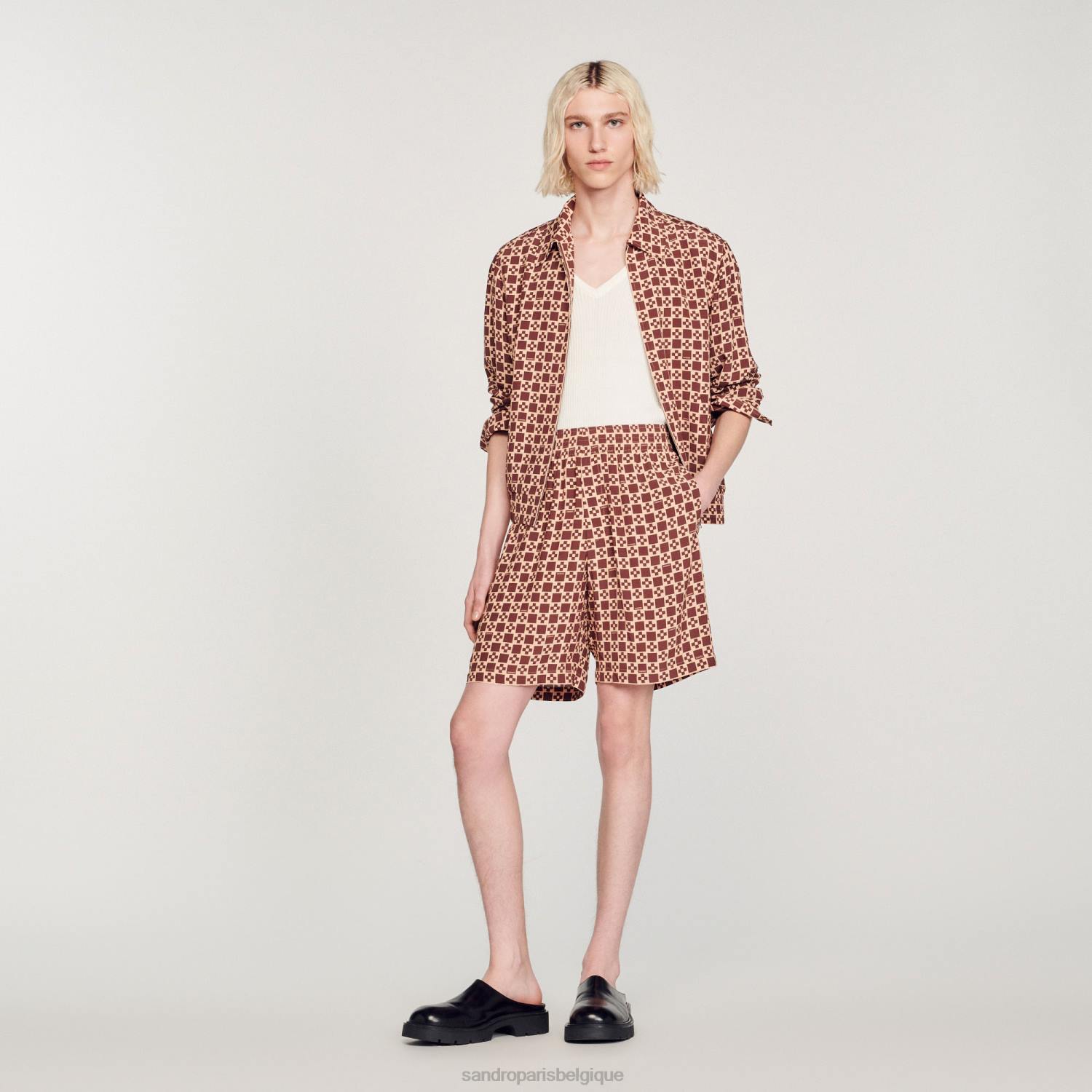 vêtements Sandro Paris short imprimé à croix carrée brun Hommes XLXD755