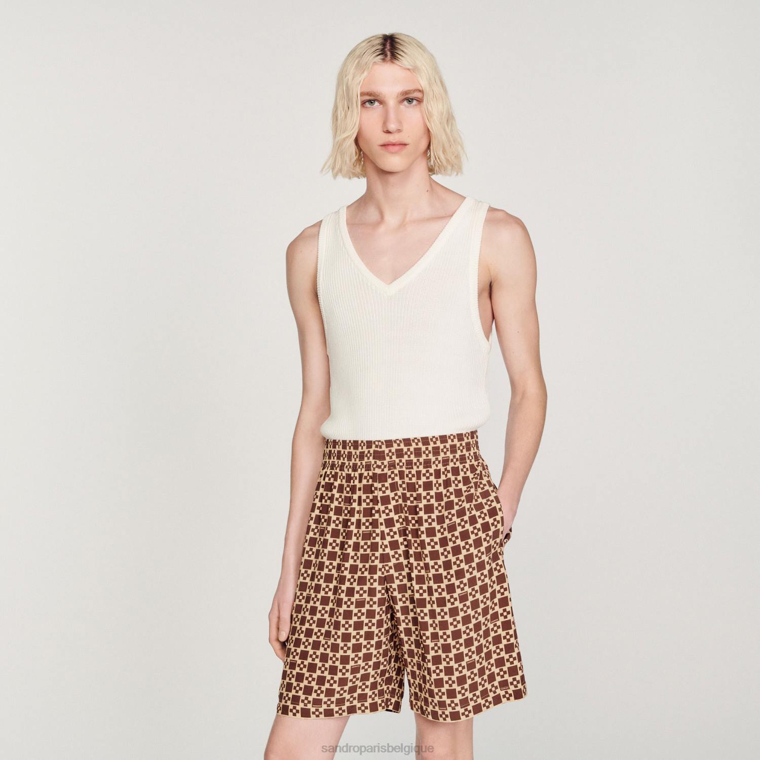 vêtements Sandro Paris short imprimé à croix carrée brun Hommes XLXD755
