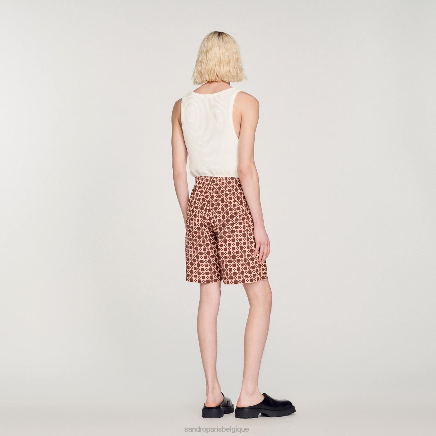 vêtements Sandro Paris short imprimé à croix carrée brun Hommes XLXD755