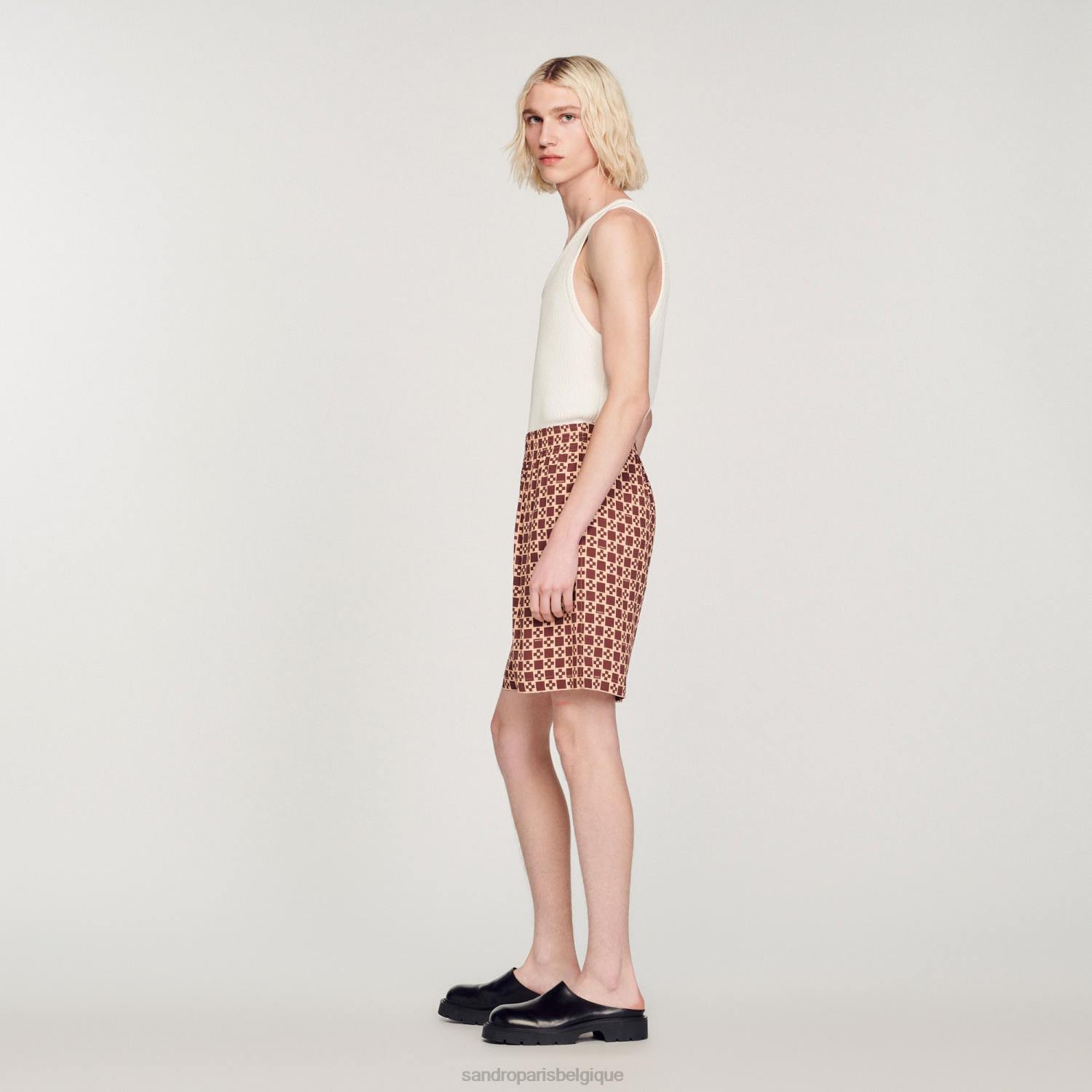 vêtements Sandro Paris short imprimé à croix carrée brun Hommes XLXD755