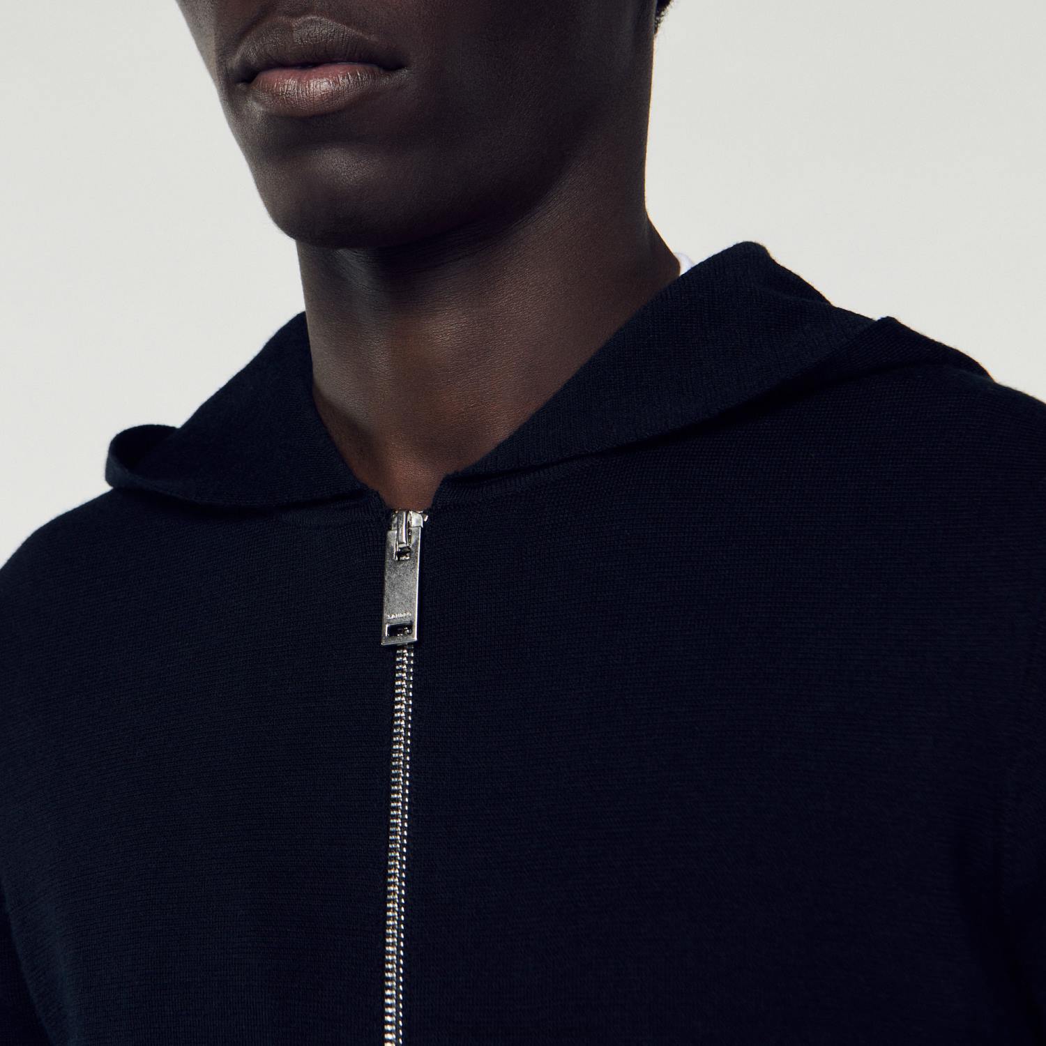 vêtements Sandro Paris cardigan zippé à capuche noir Hommes XLXD672