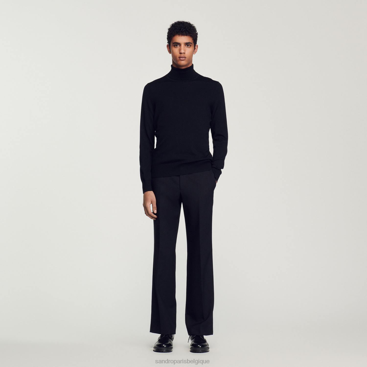 vêtements Sandro Paris pull en laine à col roulé noir Hommes XLXD674